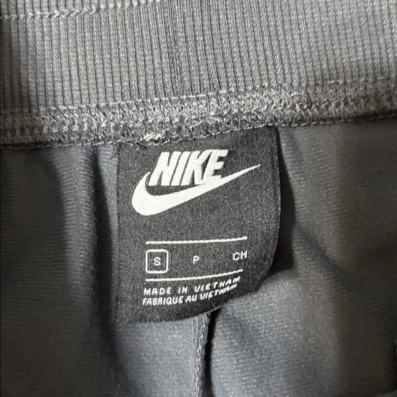 Nike Kids Teal and Light Blue Joggers - Picture 4 of 6